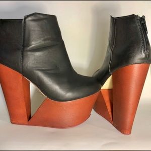 Privileged Platform Size 8.5